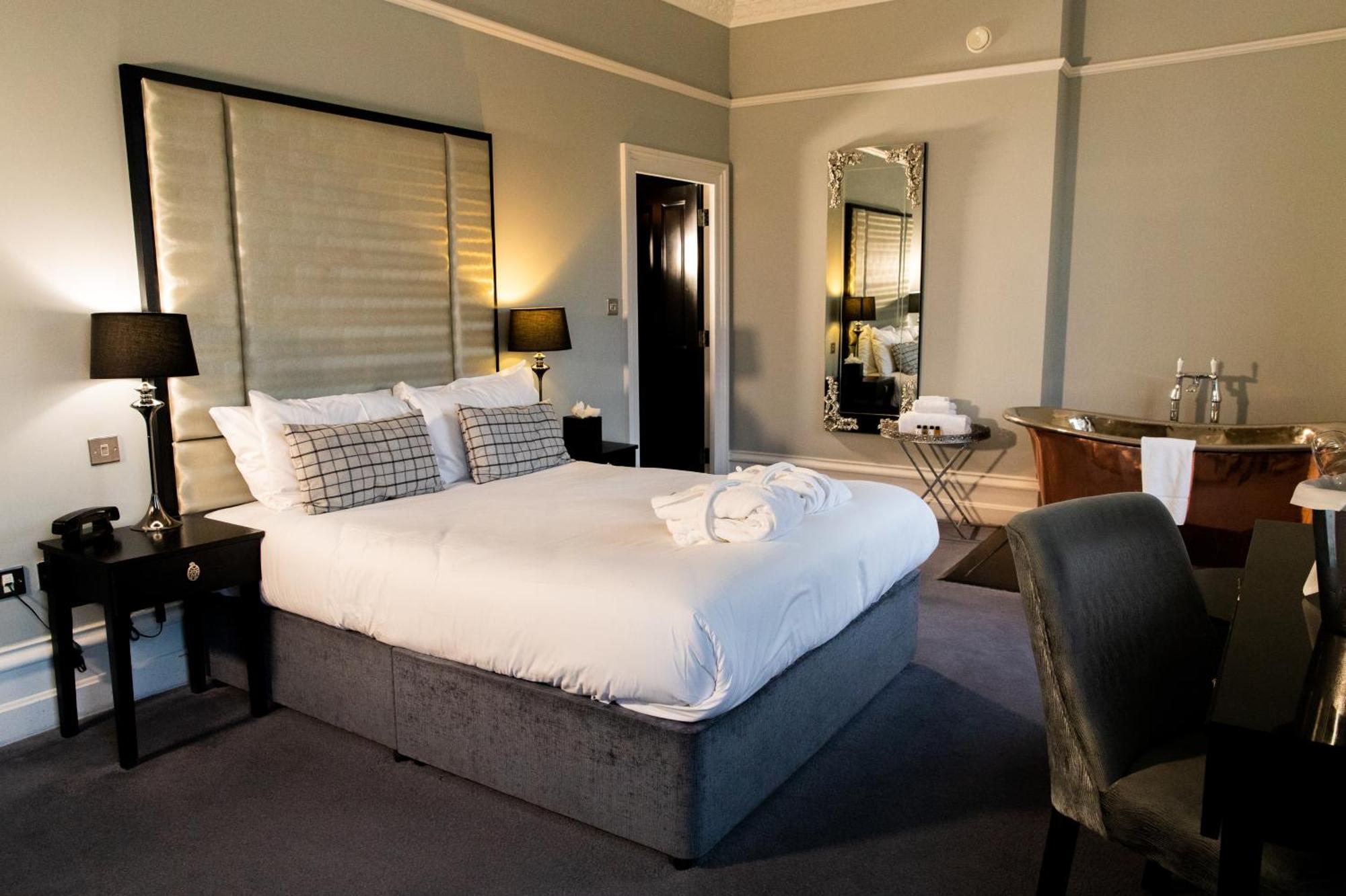 Poets House Hotel Ely