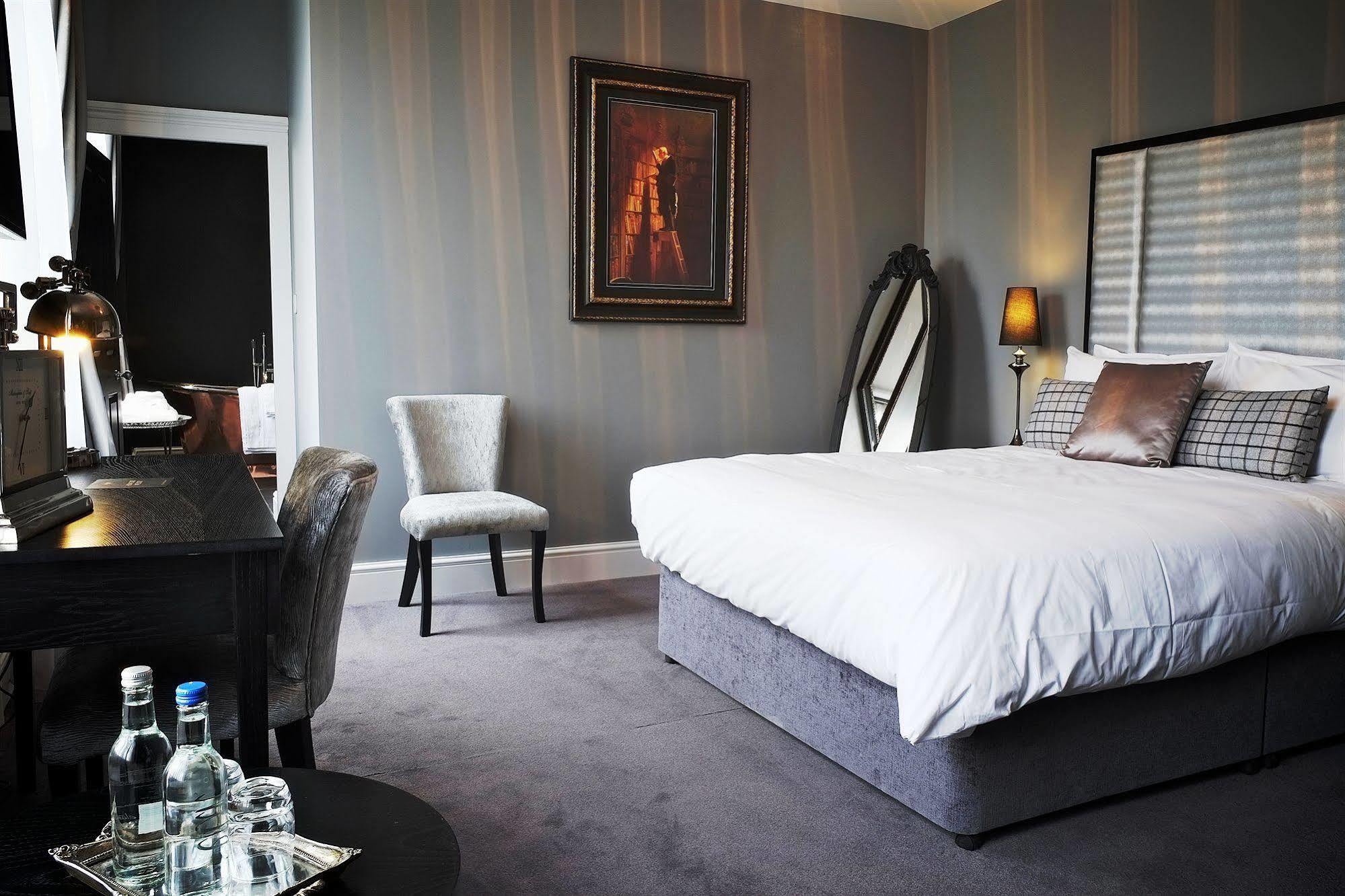 Poets House Hotel Ely