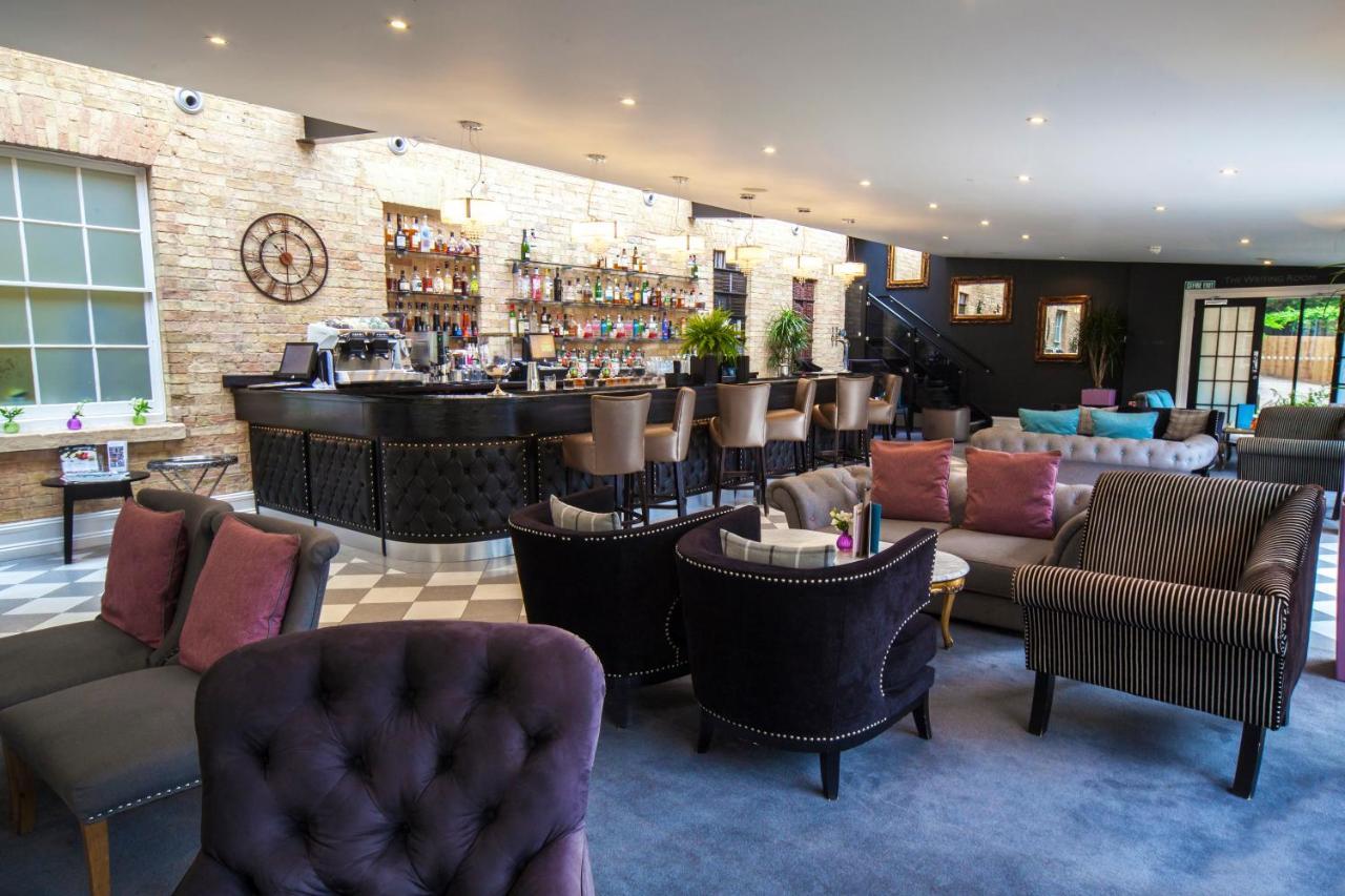 Poets House Hotel